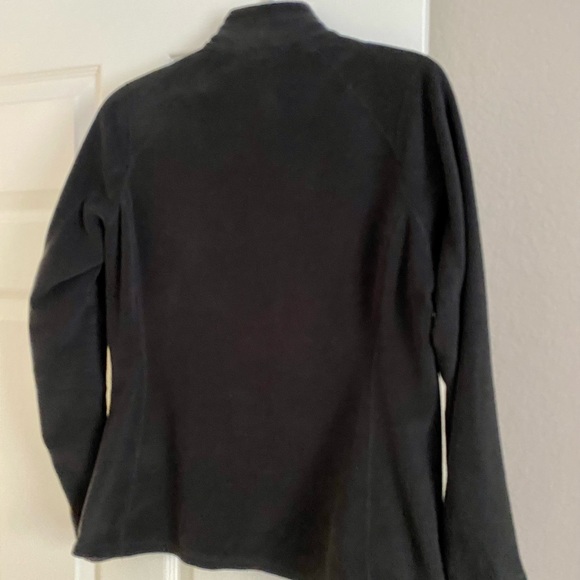 The North Face Women’s Black Pullover Fleece - Picture 6 of 6